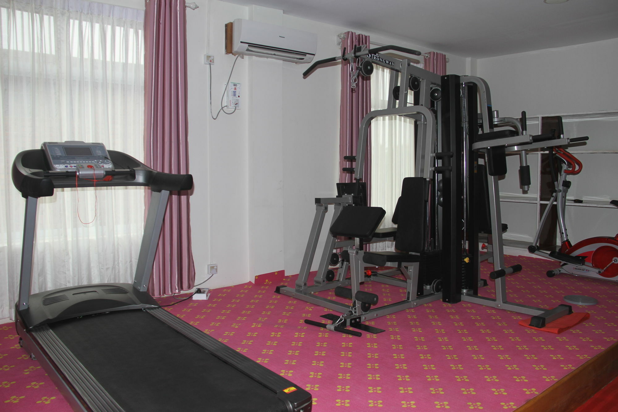 Triumph Hotel Mandalay Eksteriør billede